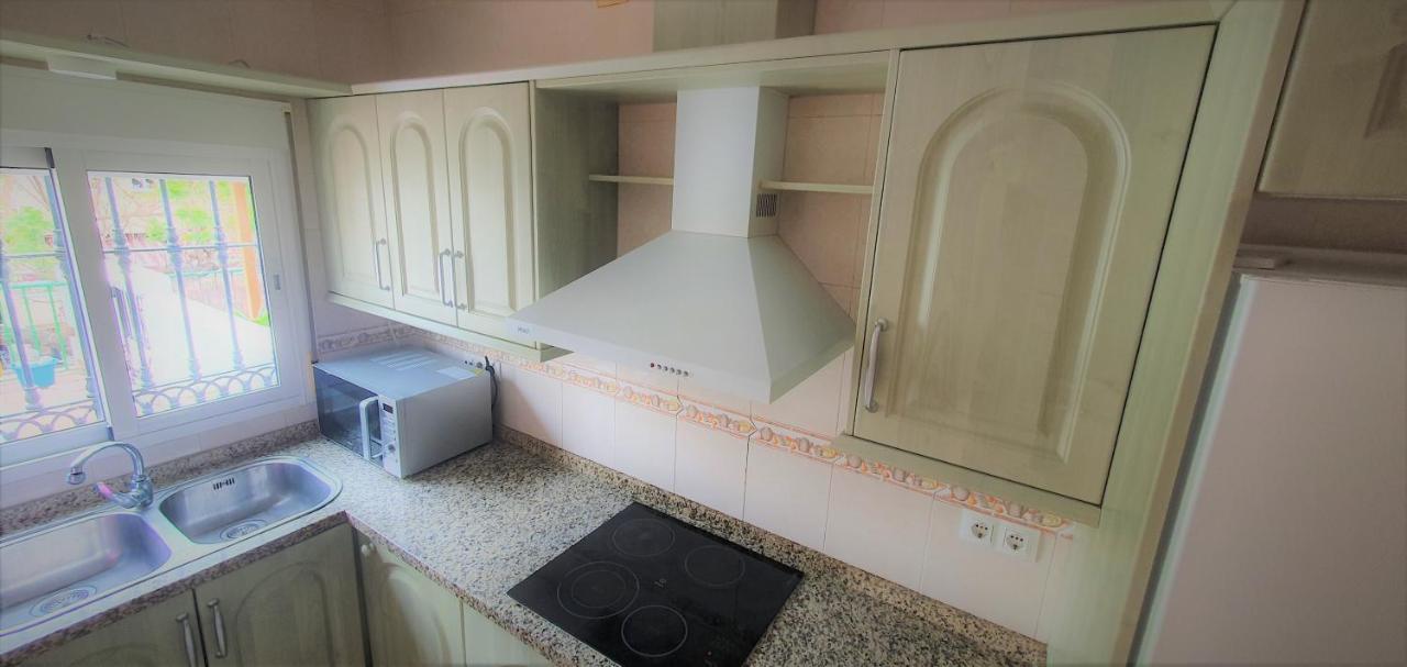 Apartamentos La Libertad Естепона Екстериор снимка